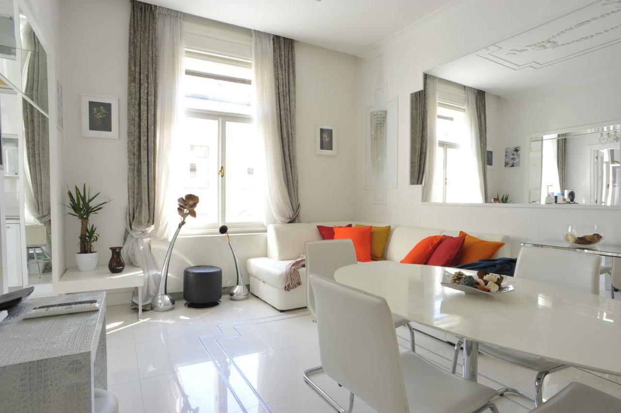 Apartment Arum-Lily Загреб Екстериор снимка
