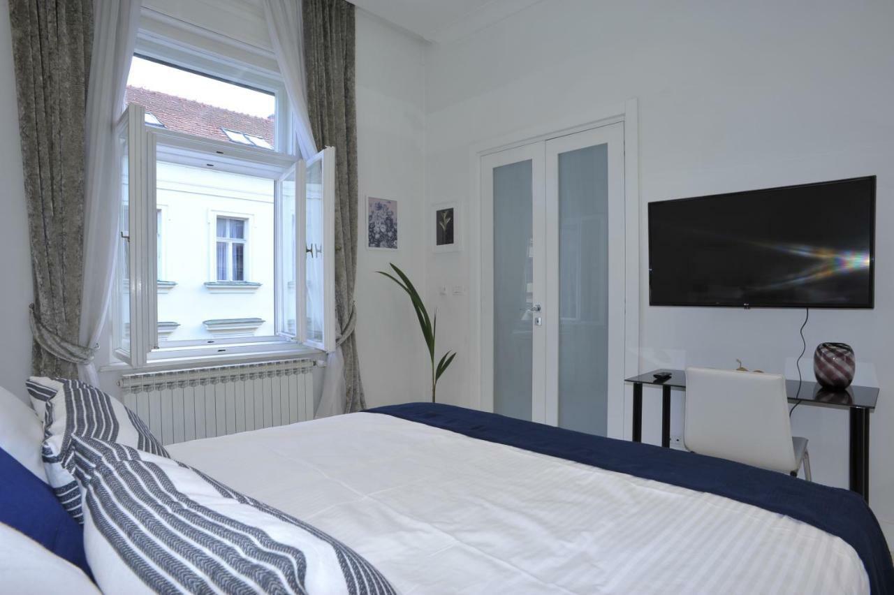 Apartment Arum-Lily Загреб Екстериор снимка